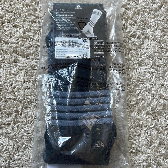 NWT adidas Speed Mesh Team Crew Black/White Climalite 1-Pair Size XL (12-16) - Picture 5 of 6